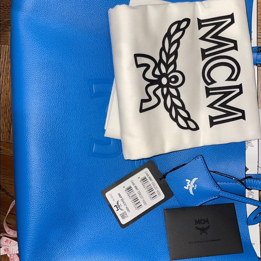 MCM Tote Himmel Shopper Embossed Logo Leather New Munich Blue NWT full inclusion - Picture 10 of 17